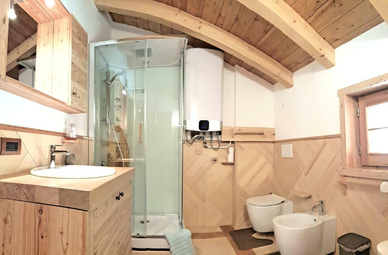 Вілла Casa Vacanza In Tipico Chalet Di Montagna Варцо Екстер'єр фото